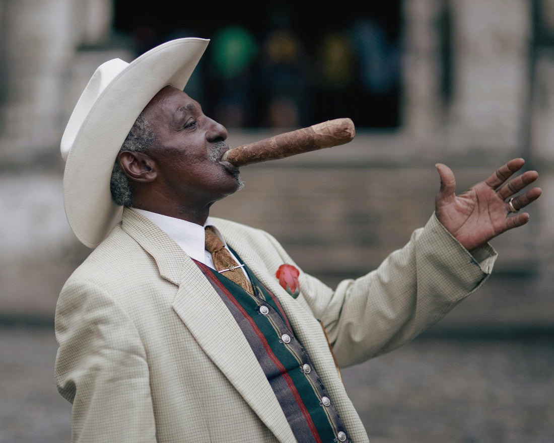 Cuban vs Dominican Cigars: History, Differences, and Which to Choose