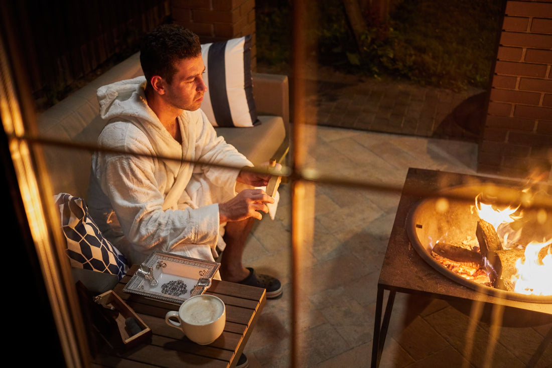 What Is the Difference Between a Humidor Cabinet and an Electric Humidor?