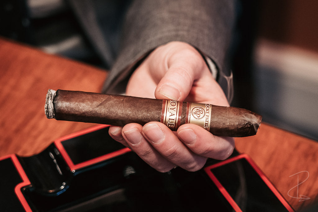 How to Cut a Torpedo Cigar